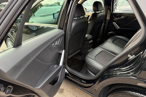 Audi Q2 TFSI S LINE - VIRTUAL COCKPIT - APPLE CAR PLAY - WIRELESS CHARGING 26