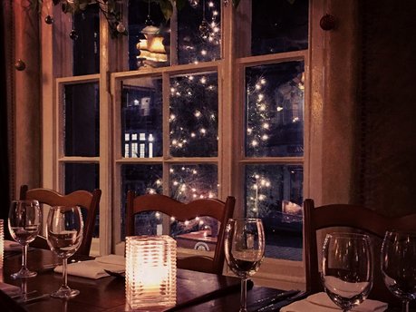 Enjoy the historic town of Arundel by candlelight this December