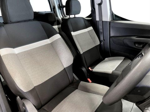 Citroen Berlingo 1.2 PureTech PLUS M Combi Van Double Cab 5dr Petrol Manual Euro 6 (s/s) (11 11