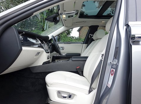 Rolls-Royce Ghost 18