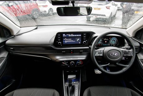 Hyundai BAYON T-GDI SE CONNECT DCT MHEV