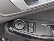 Ford Fiesta TITANIUM 25