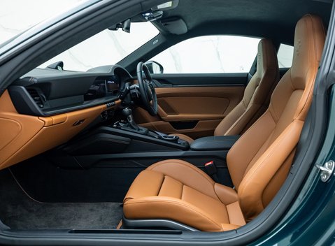 Porsche 911 GT3 TOURING (992.2) 16