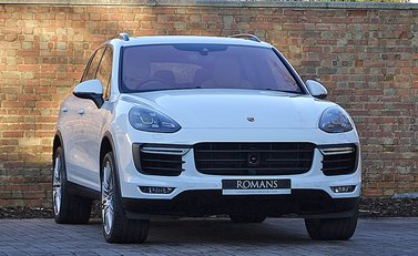 Porsche Cayenne Turbo 1