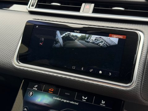 Land Rover Range Rover Velar R-DYNAMIC S 22