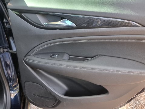 Vauxhall Insignia SRI VX-LINE NAV 27