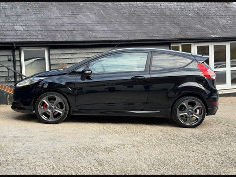 Ford Fiesta 1.6T EcoBoost ST-3 Hatchback 3dr Petrol Manual Euro 6 (182 ps) 17