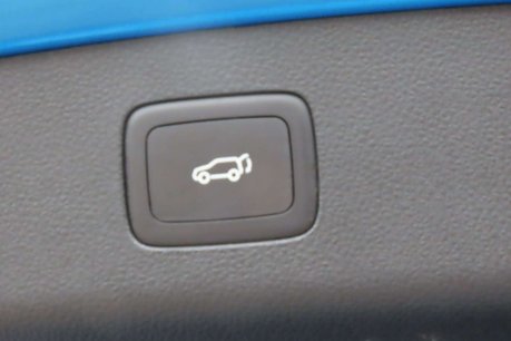 MG HS 1.5 T-GDI Exclusive DCT Euro 6 (s/s) 5dr 9