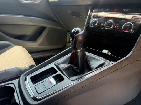 SEAT Leon 1.5 TSI EVO FR Euro 6 (s/s) 5dr 12