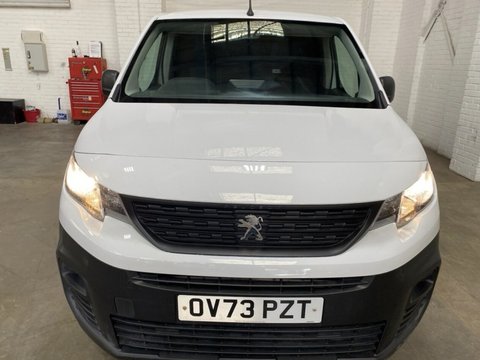 Peugeot Partner BLUEHDI PROFESSIONAL PREMIUM PLUS L1 2