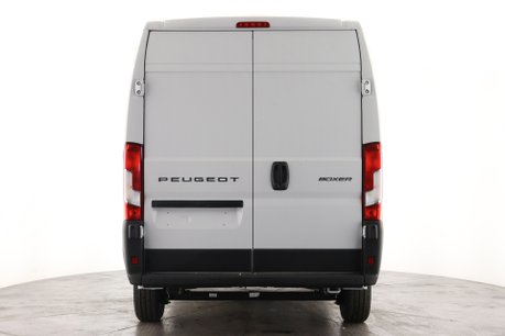 Peugeot Boxer 35 L2H2 PROFESSIONAL PV 2
