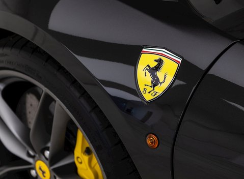 Ferrari 488 Spider 23