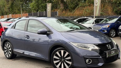 Honda Civic I-VTEC SE PLUS NAVI AUTOMATIC - ONE LADY OWNER - REVERSE CAMERA 