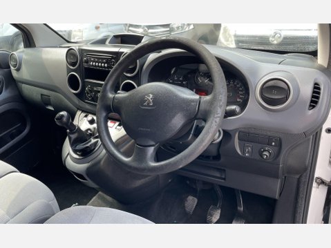 Peugeot Partner 1.6 HDi 625 Professional Panel Van 4dr Diesel Manual L1 (133 g/km, 75 bhp) 24