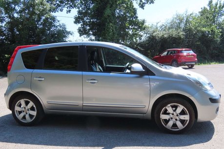 Nissan Note 1.6 16v SVE 5dr 4