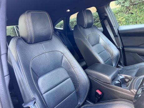 Jaguar E-Pace 2.0 P200 R-Dynamic SE Auto AWD Euro 6 (s/s) 5dr 73