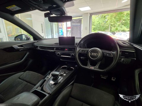 Audi A4 2.0 TFSI 40 Black Edition S Tronic Euro 6 (s/s) 5dr 56