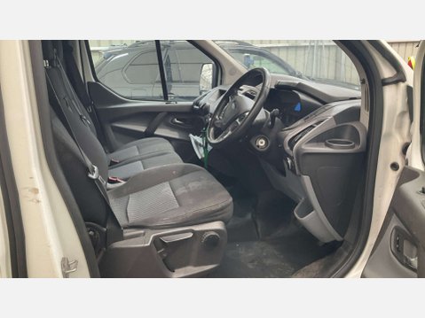 Ford Transit Custom 2.2 TDCi 290 Trend Panel Van 5dr Diesel Manual L1 H1 (186 g/km, 123 bhp) 9