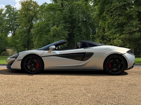 McLaren 570S SPIDER 8