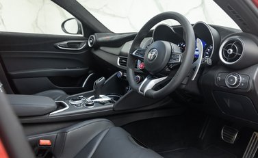 Alfa Romeo Giulia GTAm 13