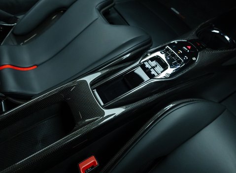 Ferrari 296 GTB Assetto Fiorano 24