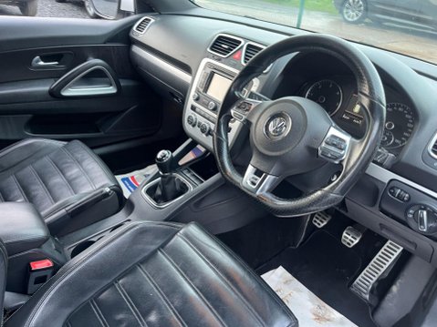 Volkswagen Scirocco 2.0 TDI R-Line Euro 5 3dr (Leather, Nav) 35