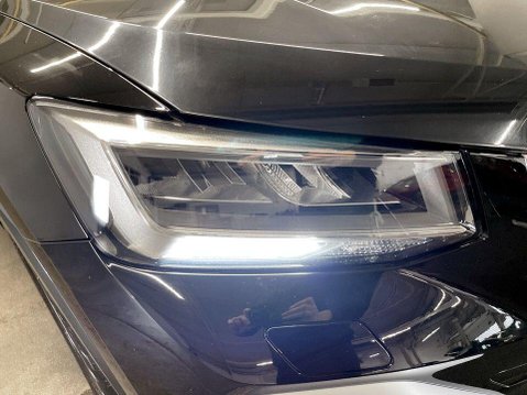 Audi Q2 1.5 TFSI CoD 35 Sport SUV 5dr Petrol Manual Euro 6 (s/s) (150 ps) DAB Radio 9