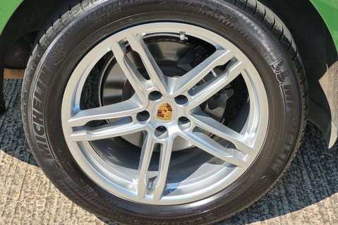 Porsche Macan PDK 52