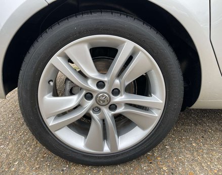 Vauxhall Meriva 1.4 Meriva SE Auto 5dr 14