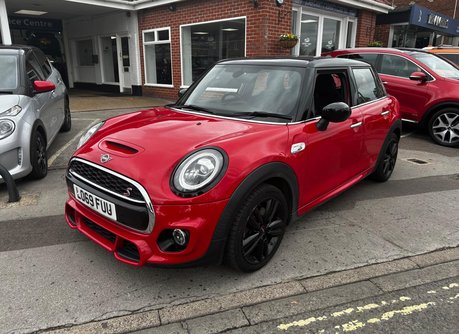 Mini Hatch 2.0 Cooper S Sport Steptronic Euro 6 (s/s) 5dr