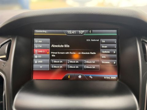 Ford Focus 1.0T EcoBoost Zetec Euro 6 (s/s) 5dr 23