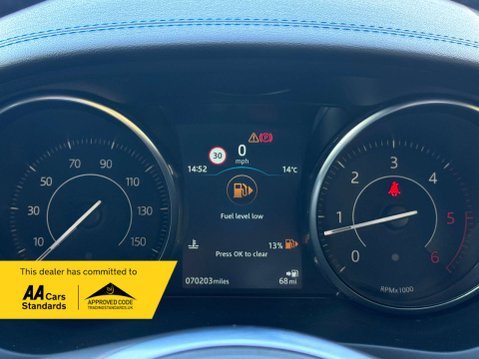 Jaguar E-Pace 2.0 E-PACE R-Dynamic S D 4x2 5dr 46