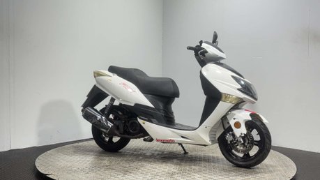 Lexmoto FMX 2016 SPARES OR REPAIR 125CC PROJECT BIKE SCOOTER 3