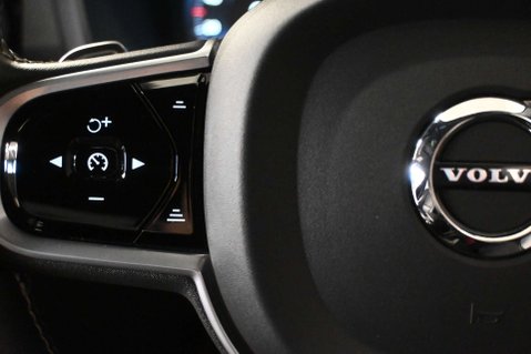 Volvo S60 2.0 S60 R-Design+ T5 Auto 4dr 28