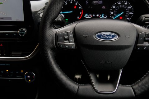 Ford Fiesta ST-LINE X 18