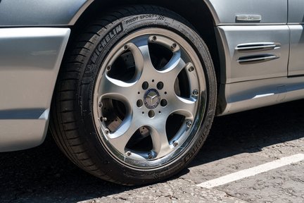 Mercedes-Benz SL 600 V12 Silver Arrow 9