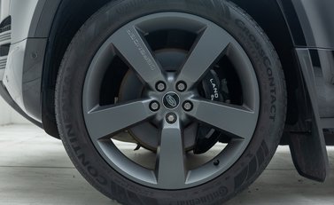 Land Rover Defender 90 V8 CARPATHIAN EDITION 28