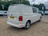 Volkswagen Transporter Crew Cab AUTO LWB L2H1 Highline T32 A/C Alloys Sensors EURO 6 NO VAT 9