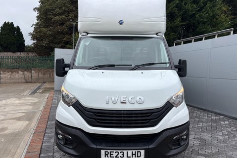 Iveco Daily 35C14HB Hi-Matic Luton with Tail Lift 9