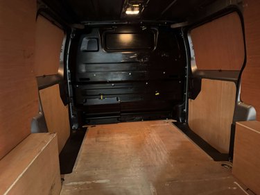 Vauxhall Vivaro 1.5 Vivaro F2700 Sportive S/S 1