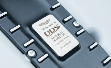 Aston Martin DBS Superleggera 41