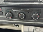Volkswagen Transporter AUTO SWB [SOLD KH] L1H1 SPORTlINE T32 Air Con Nav Sensors EURO 6 NO VAT DSG 34