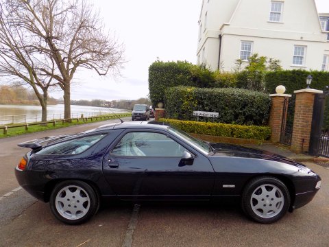 Porsche 928 GT 43