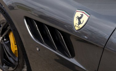Ferrari GTC4 Lusso 29