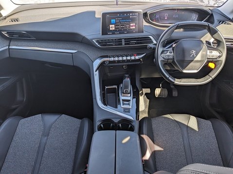 Peugeot 3008 PURETECH S/S ALLURE 19