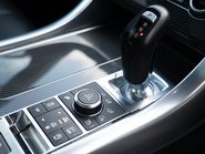 Land Rover Range Rover Sport V8 SVR 15