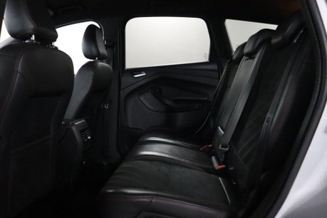 Ford Kuga ST-LINE TDCI 30