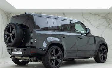 Land Rover Defender 110 V8 7