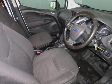 Ford Transit Courier 1.5 TDCi Trend L1 Euro 6 5dr 7