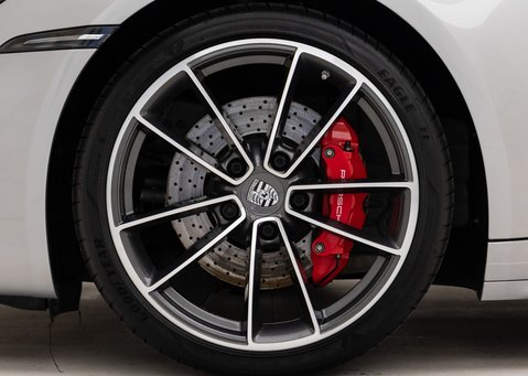 Porsche 911 Carrera 4S Cabriolet (992) 